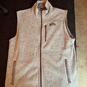 Never worn Patagonia vest size large